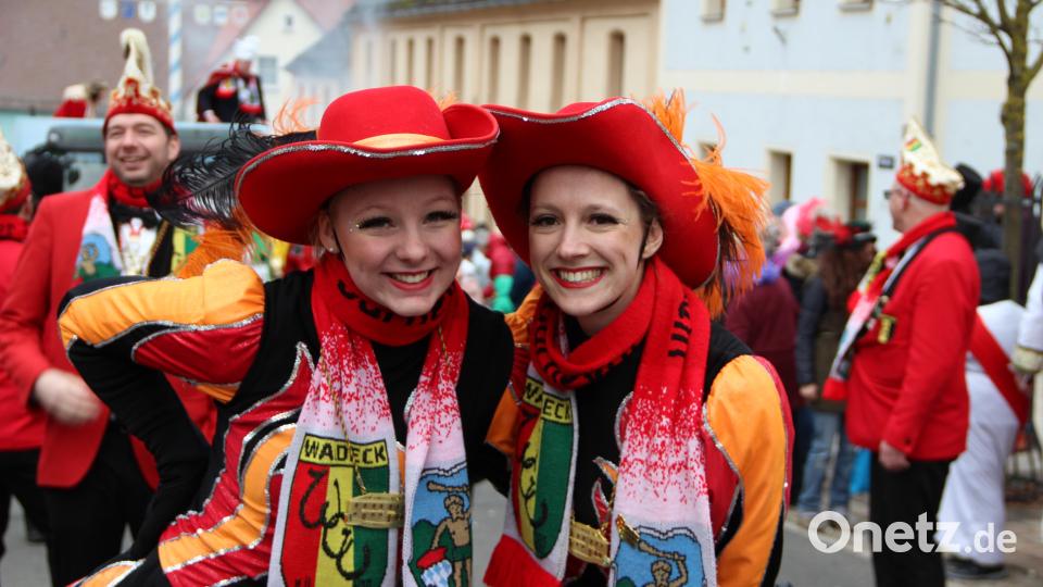 Dabei sein ist alles. Die Karnevalsgesellschaft aus Waldeck hatte einen weiten Weg auf sich genommen. Bild: lep
