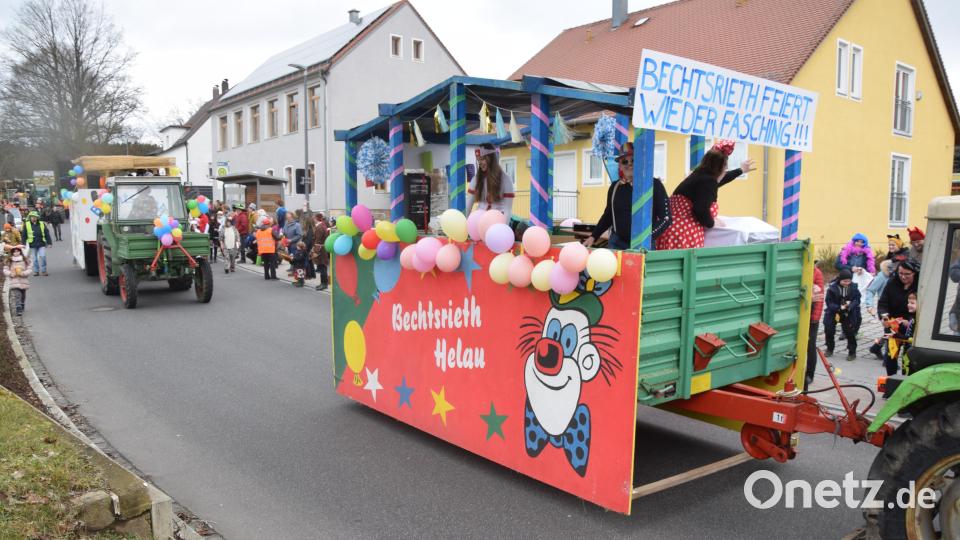 Hunderte bejubelten den Faschingszug von Trebsau nach Bechtsrieth. Bild: fz