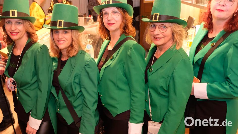 Hinreißenden Charme versprühen die Eschenbacher Ladykracher. Bild: do