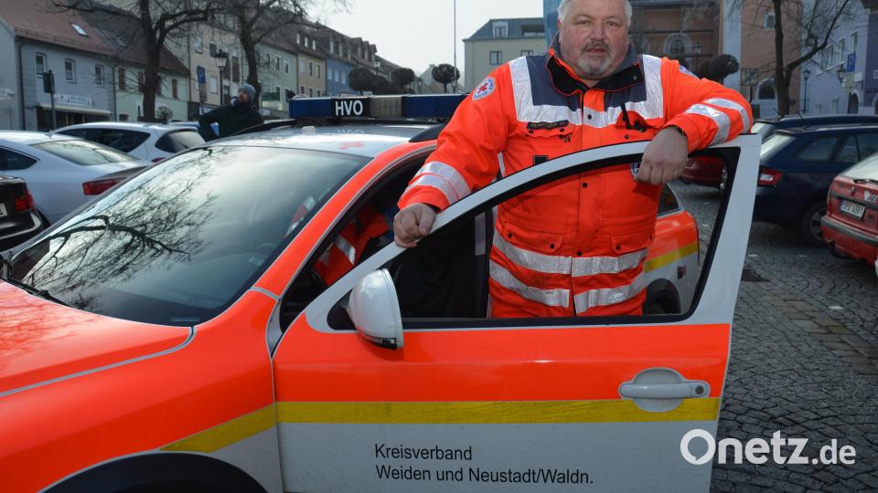 Heinrich Rewitzer ist Tag und Nacht für die Helfer vor Ort im Einsatz. Das BRK sucht Ehrenamtliche, um das Angebot weiterhin aufrecht zu erhalten. Bild: dob
