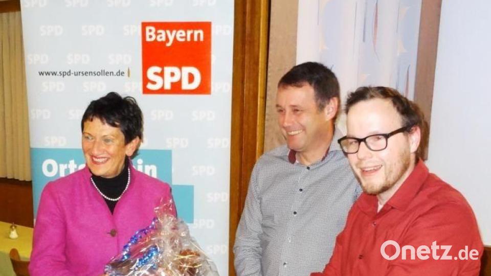Inge Aures, Uwe Bergmann, Daniel Reichenberger (von links) beim politischen Aschermittwoch in Ursensollen. Bild: Norbert Mitlmeier/exb