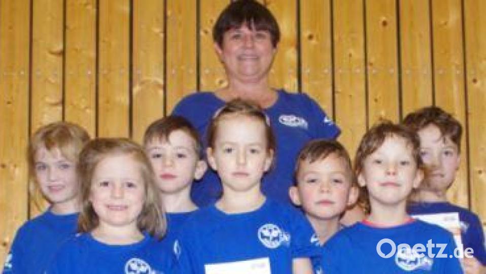 Das Sportabzeichen gab es auch für diese jungen Leute. Bild: ESV Amberg