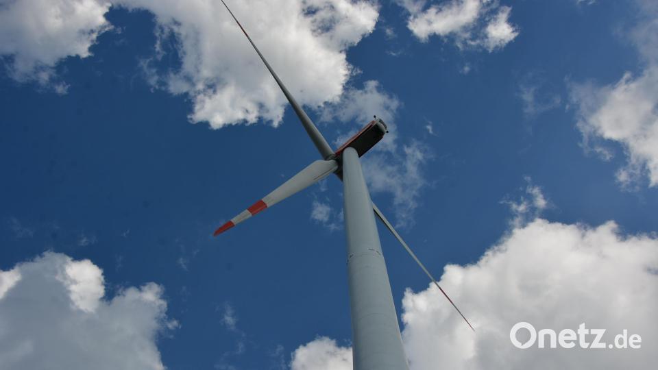 Potenzialflächen zur Windenergienutzung bestimmte nun auch der Marktrat Fuchsmühl. Das Symbolfoto zeigt eine Anlage bei Arzberg. Symbolbild: jr