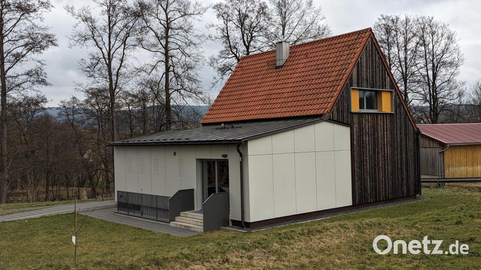 Das generalsanierte Kolpinghaus in Riglasreuth wurde für den Staatspreis „Dorferneuerung und Baukultur“ des Bayerischen Staatsministeriums für Ernährung, Landwirtschaft und Forsten vorgeschlagen. Bild: exa