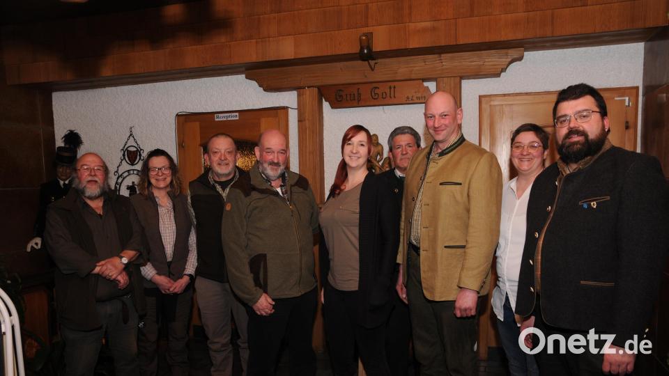 Das ist der neu gewählte Vorstand der BJV-Kreisgruppe Sulzbach-Rosenberg mit Vorsitzendem Stefan Frank (rechts). Bild: ige