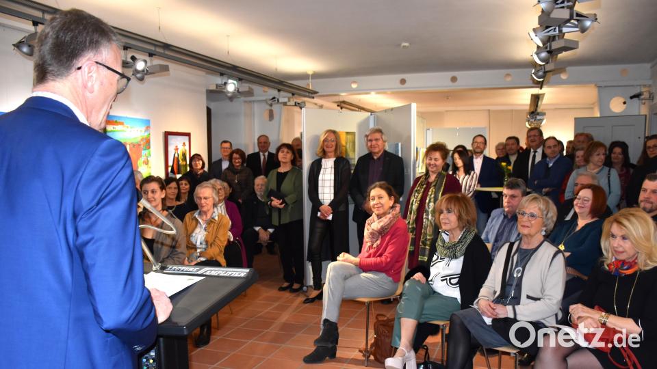 Bürgermeister Franz Stahl konnte bei vollem Haus im Museumquartier die Gemeinschaftsausstellung einläuten. Bild: ubb