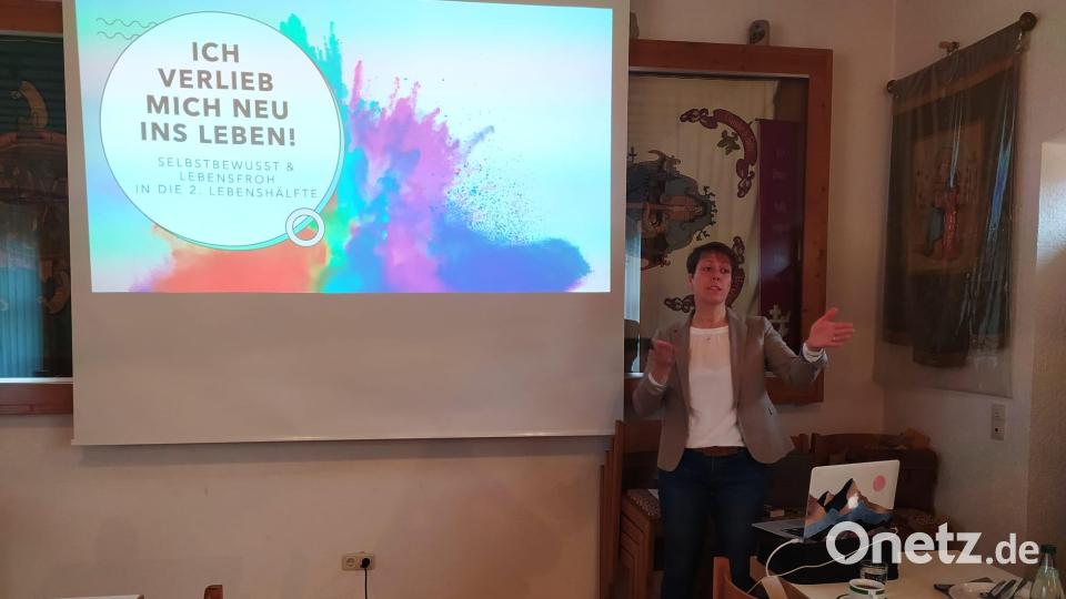 Michaela Blattnig gab den Frauen Tipps zur Lebensgestaltung. Bild: rpp