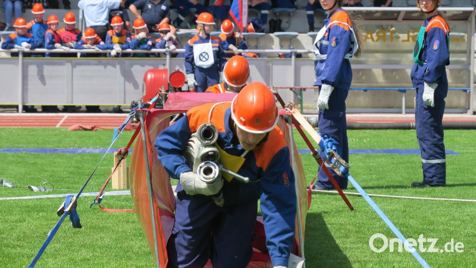Der Bundesentscheid des Jugendfeuerwehr-Wettbewerbs findet im September in Burglengenfeld statt. Dafür qualifizieren sich 32 Gruppen aus 16 Bundesländern. Ausrichter ist die Kreisjugendfeuerwehr im Landkreis Schwandorf. Bild: Hirsch