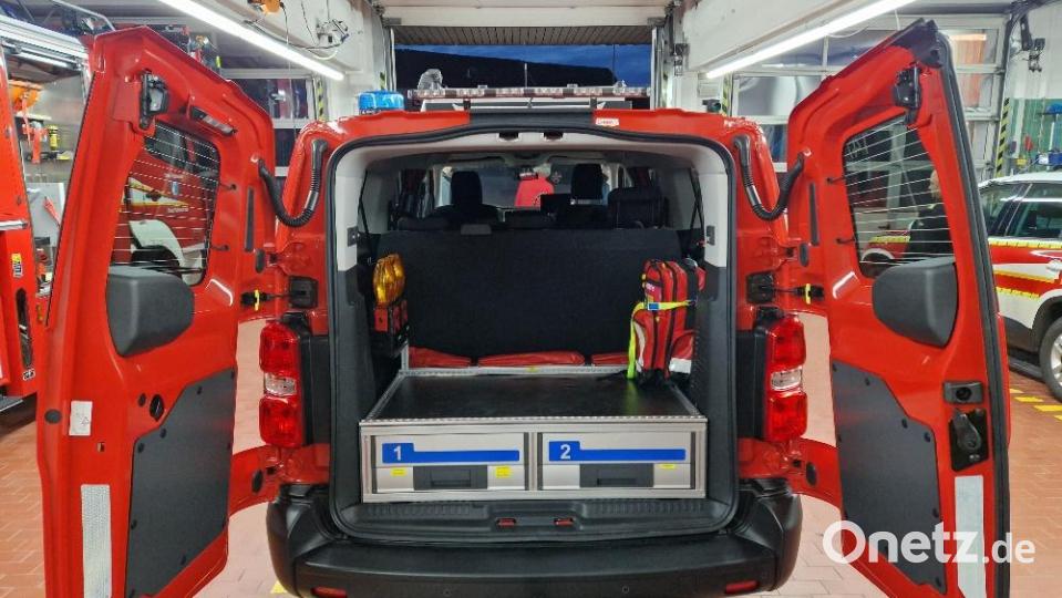 Die Stützpunktwehr erhielt ein funktionales Fahrzeug als Mannschaftstransportwagen. Es gibt genügend Stauraum. Bild: dob