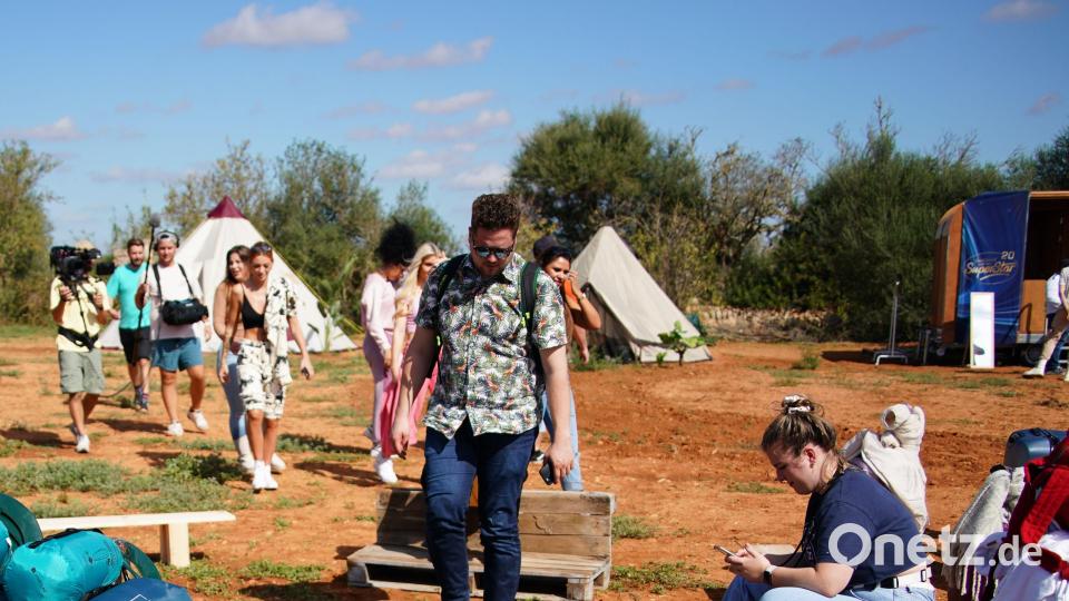Wieder ist der 27-jährige Felix Gleixner aus Amberg bei DSDS eine Runde weiter gekommen. Auf Mallorca überzeugte er die Jury um Pop-Titan Dieter Bohlen. Bild: RTL/ Stefan Gregorowius