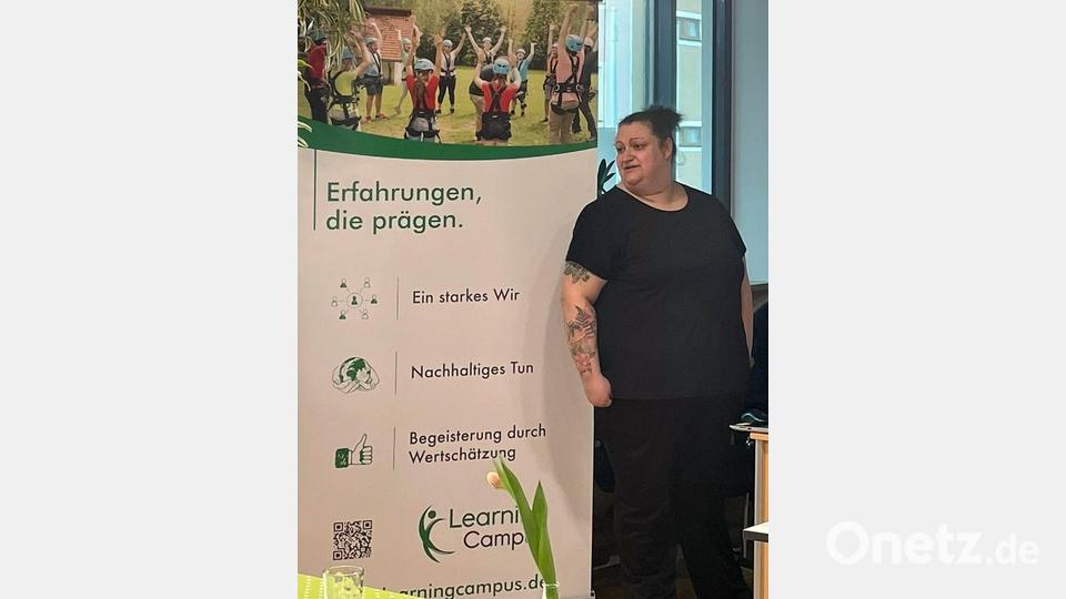 Das umfangreiche Programm und die Angebote des Mehrgenerationenhauses stelle Anja Zankl vor. Bild: mor