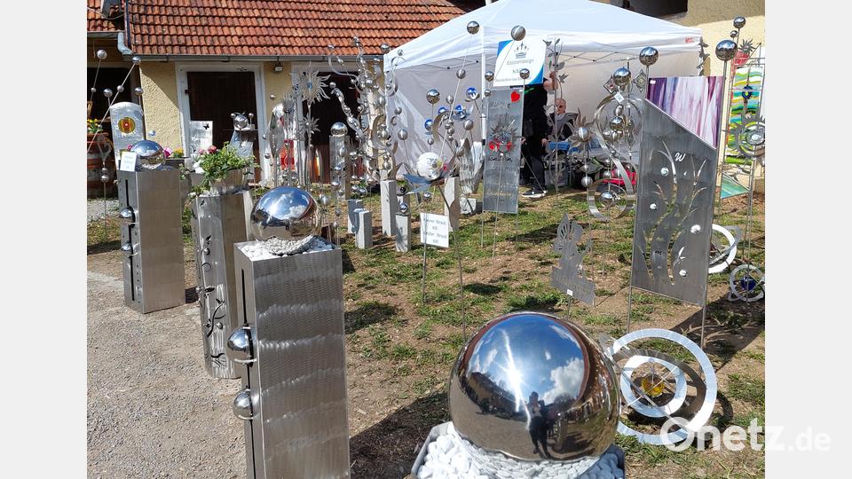 Ideen gibt es auch für Kunst im Garten. Bild: jua