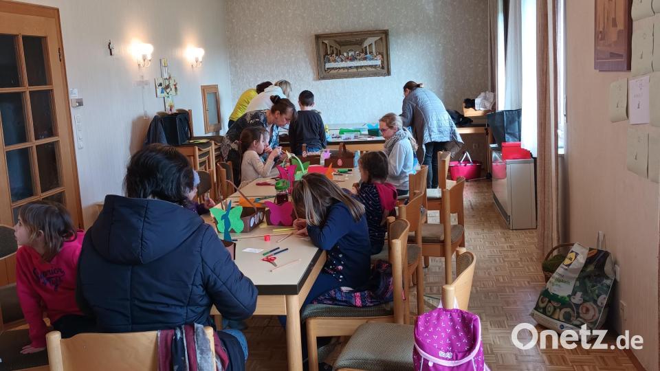 Osterbasteln beim Obst- und Gartenbauverein Schwend/Birgland. Bild: OGV Schwend/exb