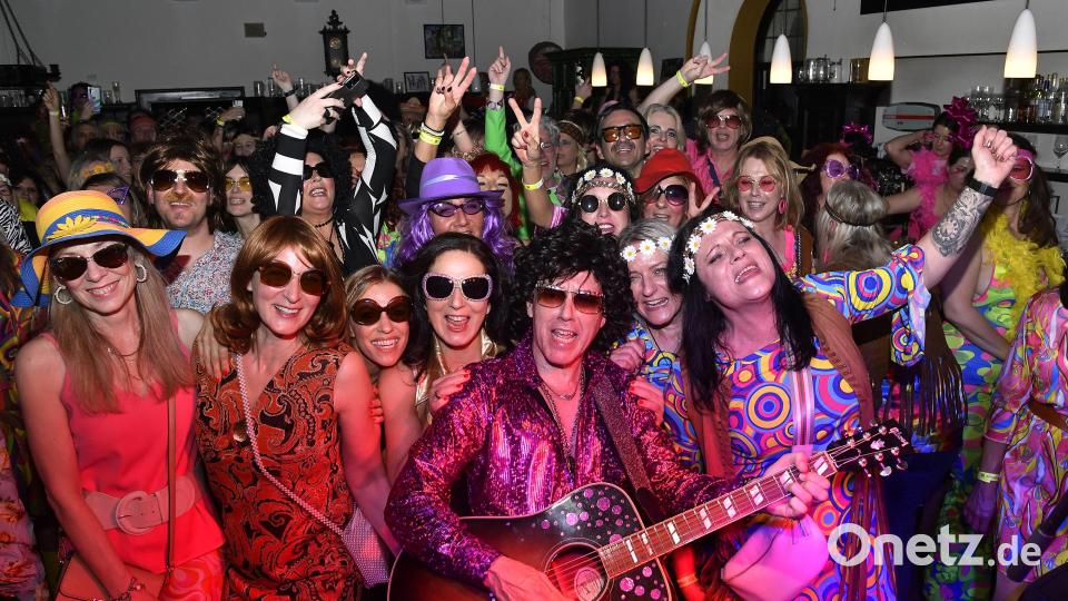 Schlaghosenball im Casino-Wirtshaus. Bild: Petra Hartl