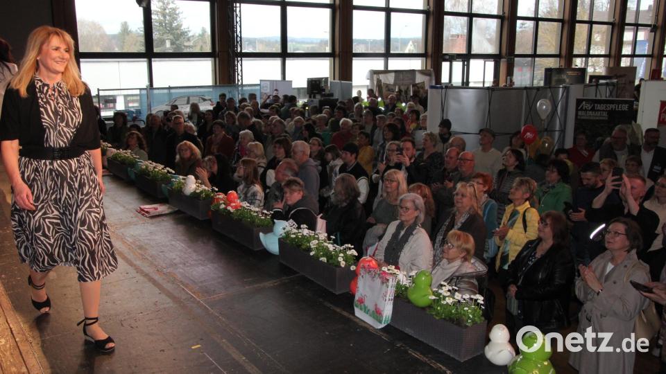 Bei zwei Modenschauen erfuhren die Besucher, was in dieser Sommersaison in ist. Bild: kro