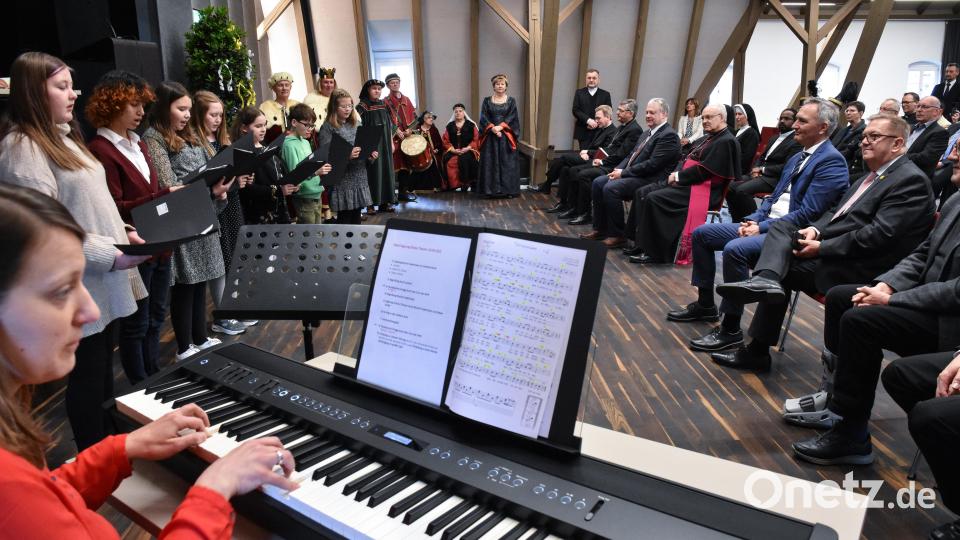 Schüler der Realschule Sulzbach-Rosenberg sorgten für Musik. Bild: Stephan Huber