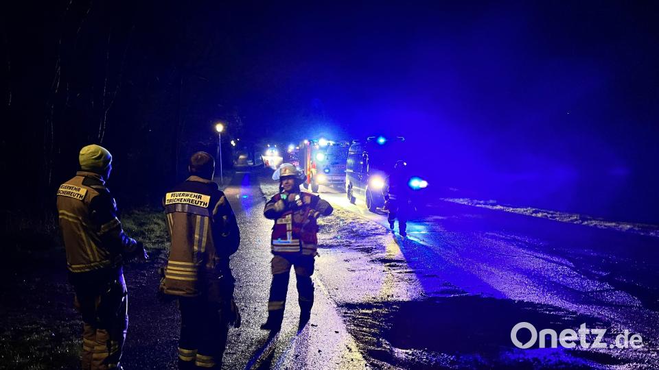 Insgesamt 16 Einsatzstellen arbeitete die Jugendfeuerwehr Tirschenreuth beim 24-Stunden-Berufsfeuerwehrtag ab. Bild: Johannes Werner/exb
