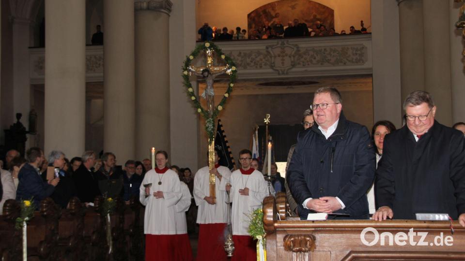 Auch Oberbürgermeister Michael Cerny war zum Patroziniumsfest in die Georgskirche gekommen. Bild: ads