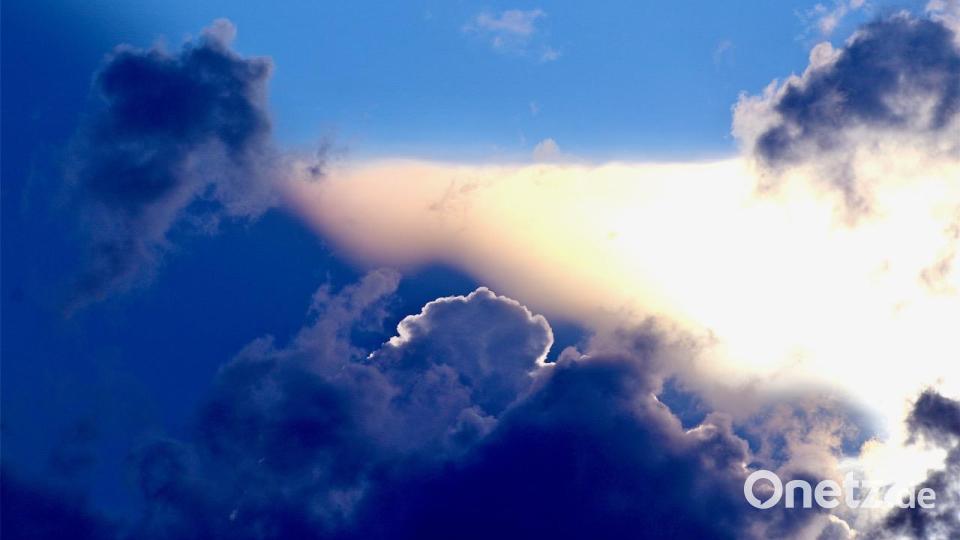 Ein Wolkenbild aus der Ausstellung "Himmel der Oberpfälzer", die der Fotograf Jürgen Klein in Kürze im St.-Anna-Krankenhaus zeigt. Bild: Jürgen Klein/exb