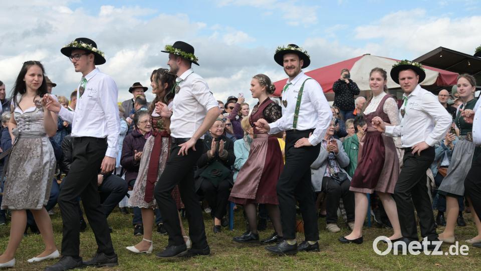 Traditionell hat am Wochenende die Ammersrichter Kirwa den Reigen der Kirchweihen in der Stadt und im Landkreis eröffnet. Bild: ads