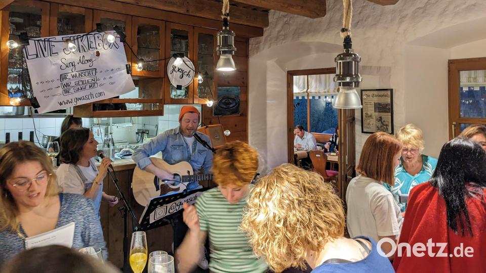 Beim dritten Lied "Rama Lama Ding Dong" ist das Mitsingen ganz einfach. Da wiederholt sich die Titelzeile zigmal. Bild: eib