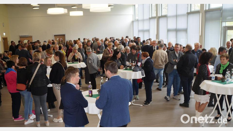 Über 200 Ehrenamtliche waren zum Empfang des CSU-Ortsverbands ins Soldatenheim gekommen. Bild: wel