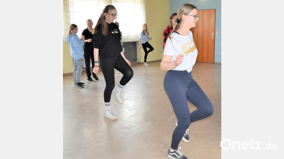 Auch beim Tanzen hatten die Mädels ihren Spaß. Bild: rgr