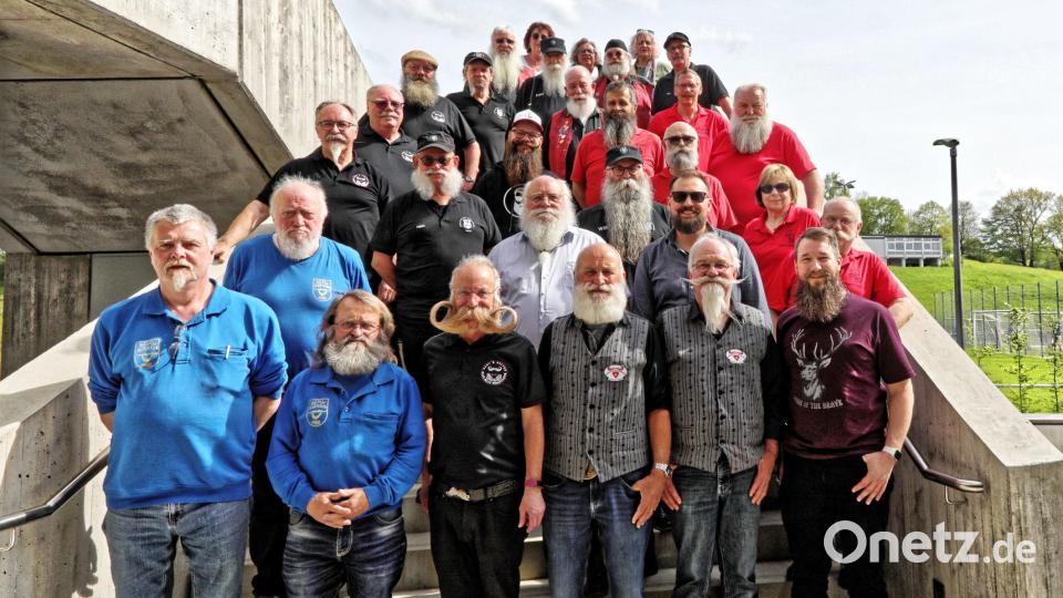 Die Delegierten und Gäste der teilnehmenden Bartclubs. Bild: Jürgen Burkhardt