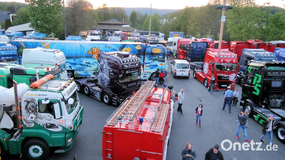 Bei herrlichem Wetter feierte der Verein „Bäärenbande“ 2019 mit vielen Besuchern und Lkw-Begeisterten das zweite Trucker-Treffen in Friedenfels. Am kommenden Wochenende findet eine Neuauflage statt. Archivbild: bsc