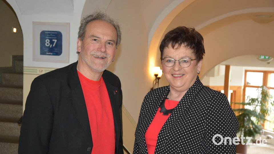 Landtagskandidat Karl Georg Haubelt und Bezirkstagskandidatin Brigitte Scharf. Bild: jr