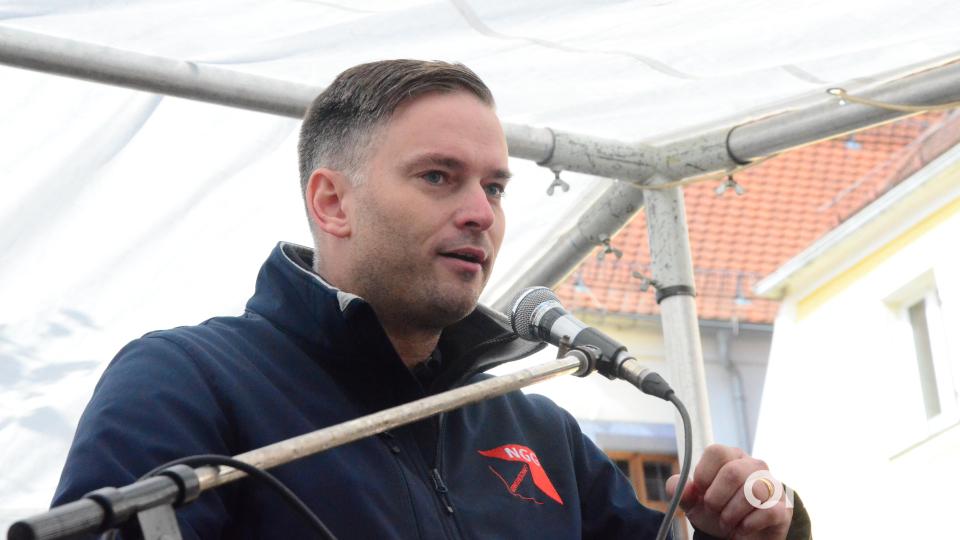 Gewerkschaftssekretär Dirk Stockfisch sagt der Bäckerei Brunner den Kampf an. Bild: Kunz