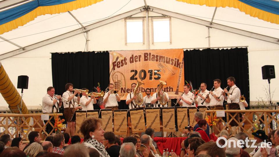 Ein Highlight für die Blechapostel war der Auftritt am Fest der Blasmusik in Bad Neualbenreuth. Bild: Oberpfälzer Blechapostel/exb