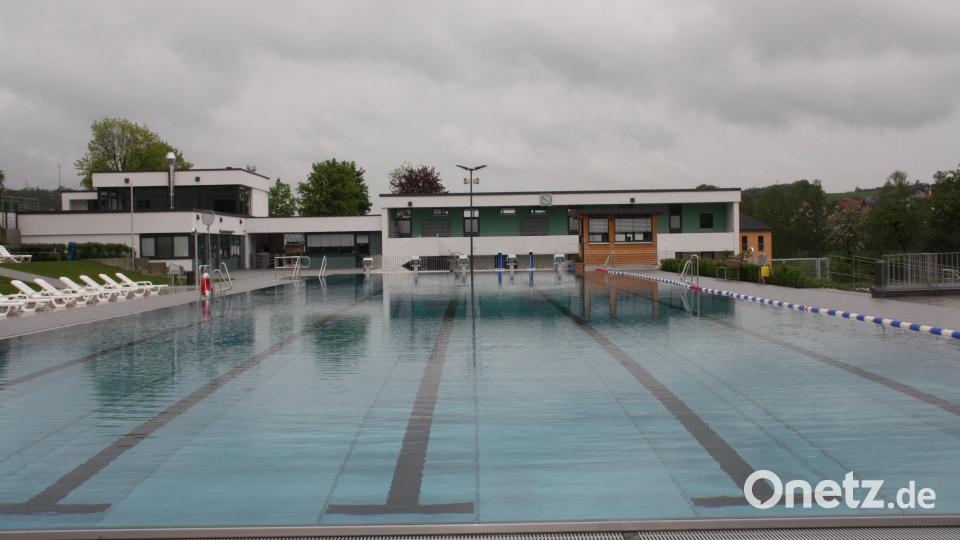 50 Meter purer Schwimmspaß – seit Freitag hat das Freibad in Rieden geöffnet. Bild: sam
