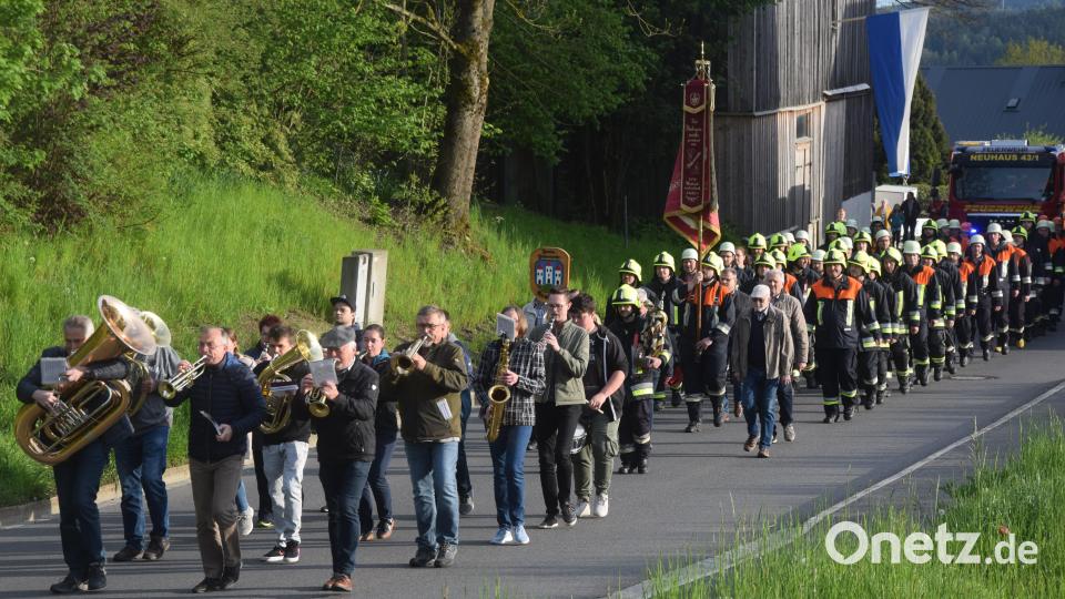 Umzug in der Schönfichter Straße. Bild: fz