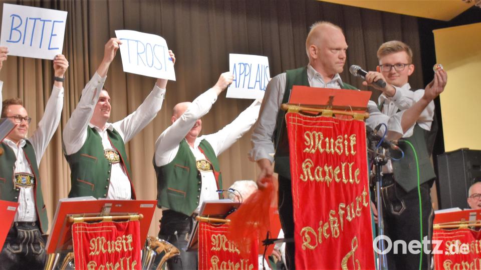 Werner Schreml als Zauberer Bild: rgr