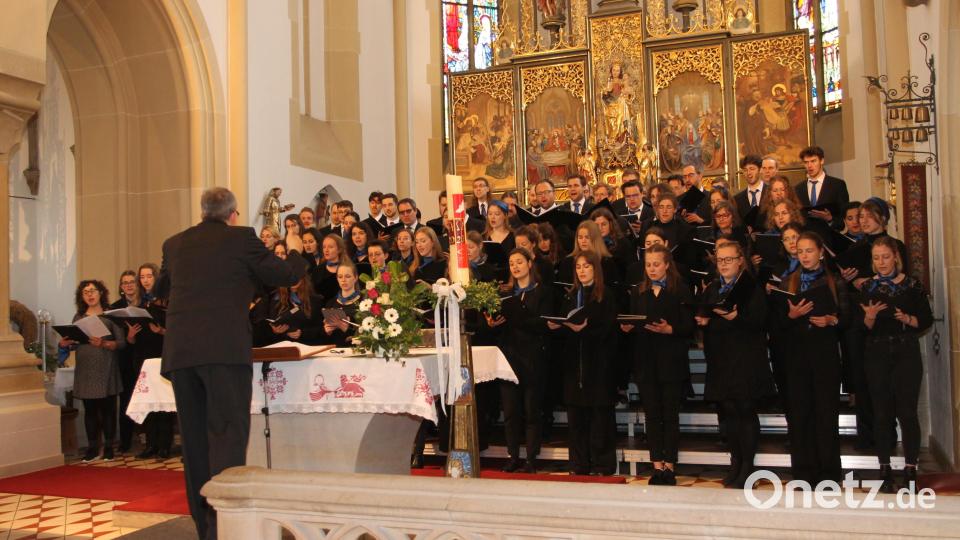 Der Universitätschor Regensburg begeistert mit seinem Programm &quot;Romanik a cappella&quot;. Bild: pi
