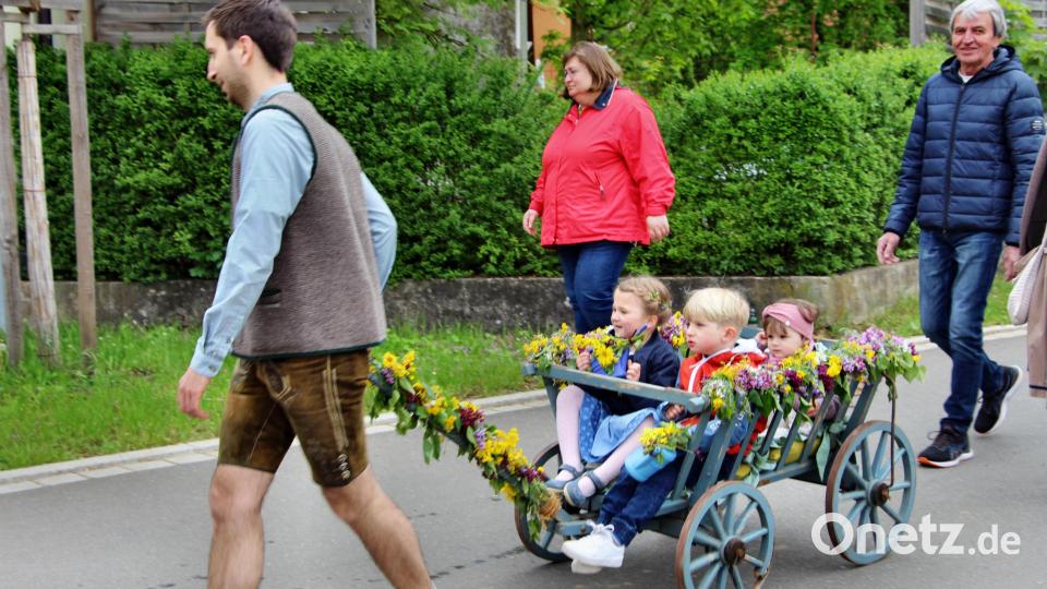 Böllerwagen als Taxi. Bild: ds
