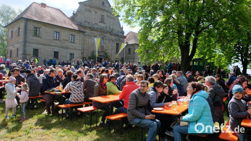 Auf dem Festgelände herrscht ein riesiger Besucherandrang Bild: do