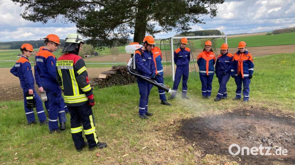 Jugendliche aus unterschiedlichen Ortsteilwehren werden in Gemeinschaft für den Feuerwehrdienst ausgebildet. Bild: dob