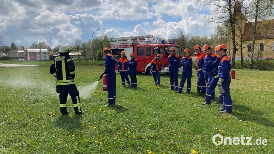Jugendliche aus unterschiedlichen Ortsteilwehren werden in Gemeinschaft für den Feuerwehrdienst ausgebildet. Bild: dob
