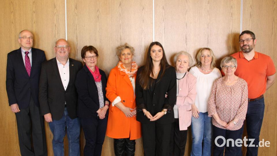 Der neue Vorstand des VdK-Ortsverbands Auerbach. Bild: Roland Deinlein/exb