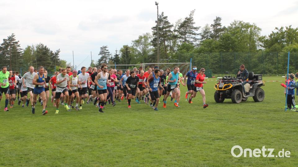 &quot;Auf geht&#039;s&quot; für die Läufer für den OVL-Cup und Burglauf. Bild: pi