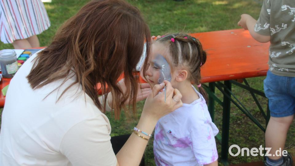 Beim Kinderschminken hatten die Kleinen ihren Spaß. Bild: sne