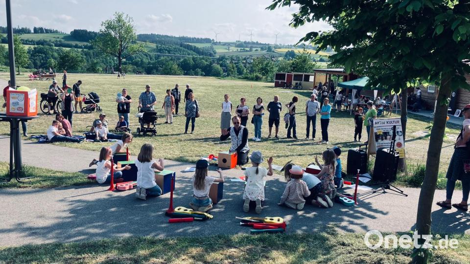 Die Kinder der musikalischen Früherziehung zeigten ihr Können. Bild: Eva Neugirg/exb