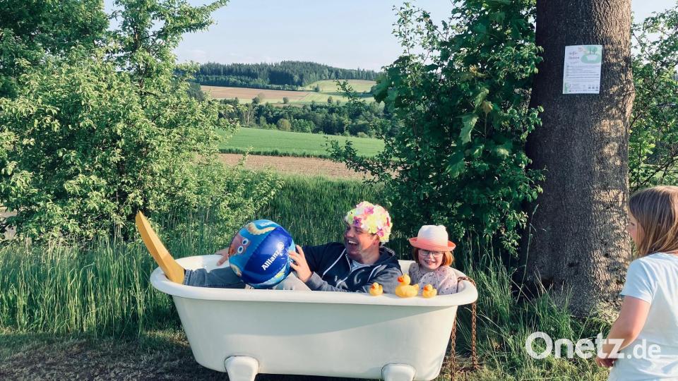 Selfie-Station in der Badewanne. Bild: Eva Neugirg/exb