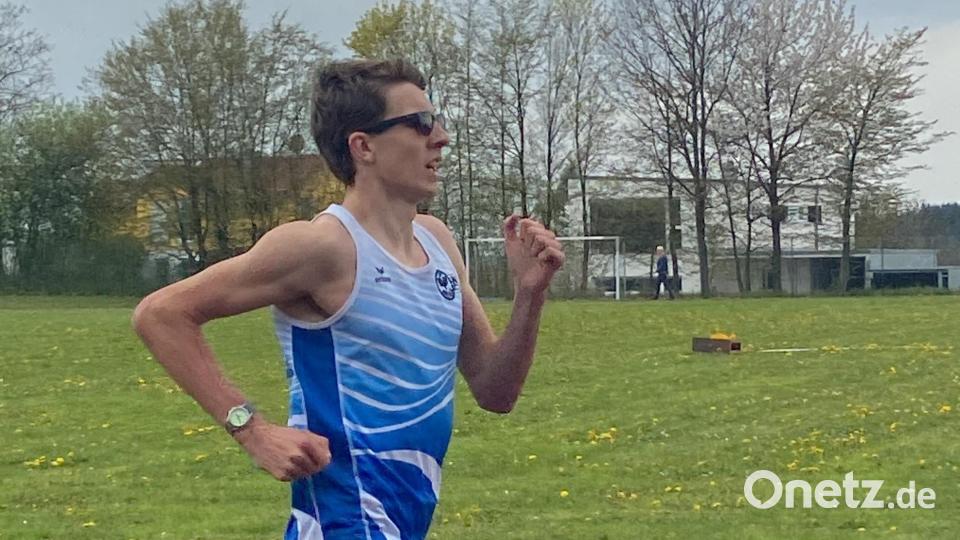 Thomas Prechtl (ESV Amberg) siegte über 800 Meter und wurde damit Oberpfalzmeister. Bild: ESV Amberg