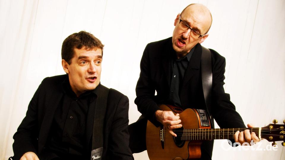Hubert Treml und Franz Schuier gestalten den Auftakt des Ensdorfer Kultursommers. Bild: Melanie Flemme