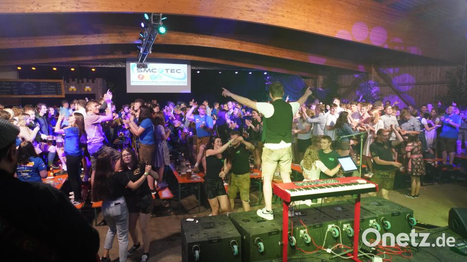 &quot;HoAß&quot; feiert am Freitag bei der Sommerwiesn in der Beidl-Halle mit dem Publikum. Bild: fvo