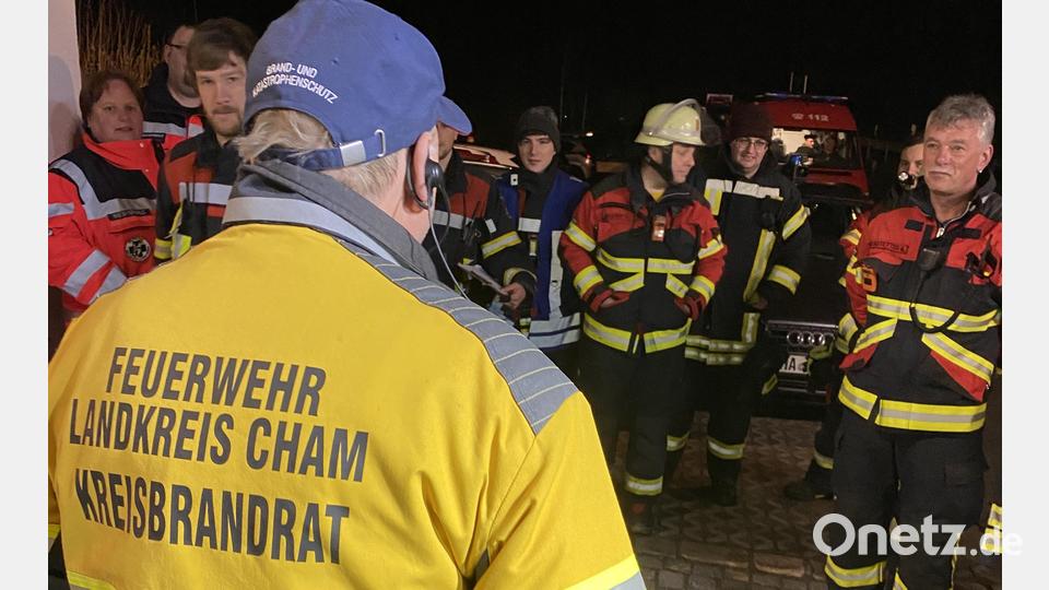 Zur Vermisstensuche wurde das Gerätehaus in Schafberg als Sammelpunkt genutzt. Bild: Kreisbrandinspektion Cham