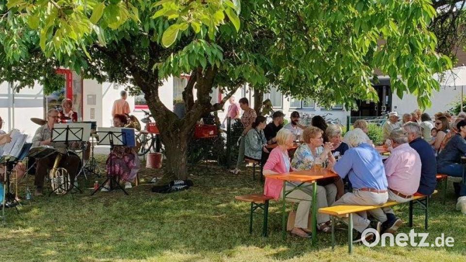 Pfarrfest St. Johannes bei hochsommerlichen Temperaturen. Bild: Kunz